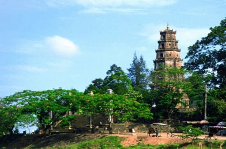 Các đời chúa Nguyễn mở rộng lãnh thổ – P4: Chiêm Thành quy thuận, Cao Miên dâng đất