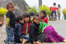 Trẻ mầm non 5 tuổi vùng khó khăn được miễn học phí